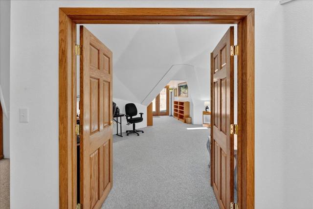 5224 Twin Falls Road, Morgan Hill CA: https://media.crmls.org/mediaz/abc660f2-6d30-4fc2-96d3-7de8dbf44315.jpg