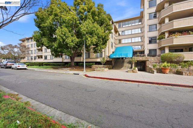 Image 34 of 37 For 1400 Carpentier St  315