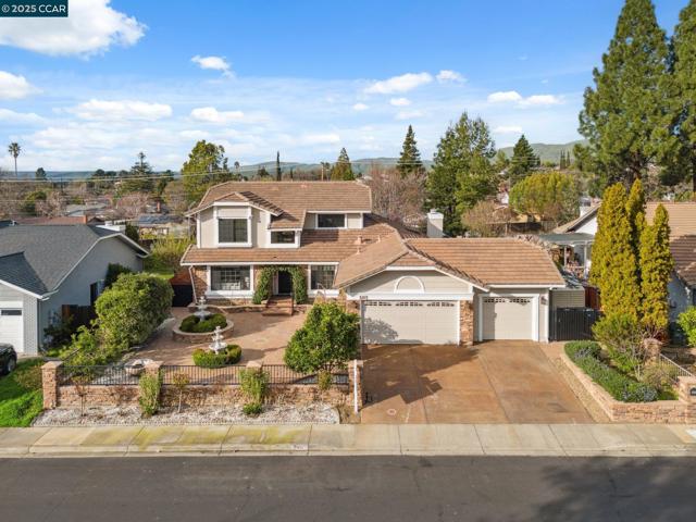 5497 Silver Sage Ct, Concord CA: https://media.crmls.org/mediaz/abc7ef10-b612-47ee-87b9-e6fe470a9ae7.jpg
