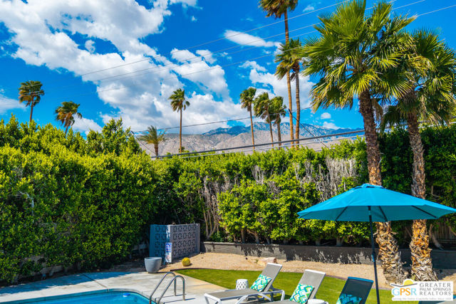 1841 N Berne Drive, Palm Springs CA: https://media.crmls.org/mediaz/abc82f88-2731-4570-8815-d59b2ad9d5c8.jpg