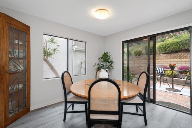 Detail Gallery Image 9 of 42 For 6866 Seaspray Ln, Carlsbad,  CA 92011 - 3 Beds | 2/1 Baths