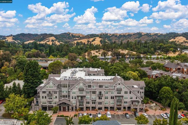 1000 Dewing Ave, Lafayette CA: https://media.crmls.org/mediaz/abc8f868-4030-441e-af5f-c484e11a27d0.jpg