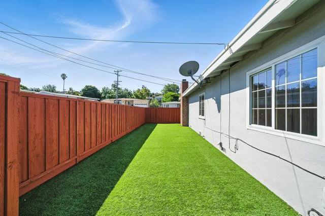 2950 Union Avenue, Hayward CA: https://media.crmls.org/mediaz/abc905ee-c595-416f-bf03-198a52c5cd8a.jpg