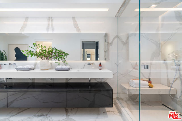 1146 Sierra Alta Way, Los Angeles CA: https://media.crmls.org/mediaz/abca4557-9275-46ff-a1c0-d34231d3f6ba.jpg