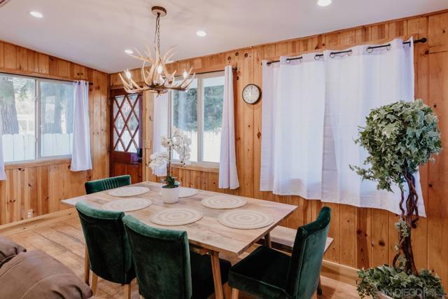 1027 W Country Club Blvd, Big Bear CA: https://media.crmls.org/mediaz/abcae7a2-7b36-4763-b426-677ba1383335.jpg
