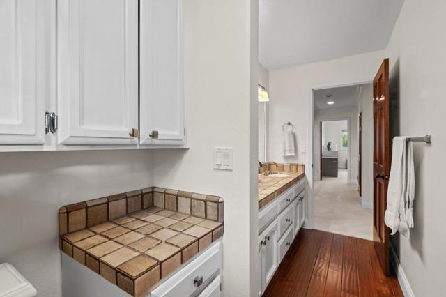 9900 Walter Welsher Court, Gilroy CA: https://media.crmls.org/mediaz/abcb8d18-f894-4f43-ba40-e4eddd500916.jpg