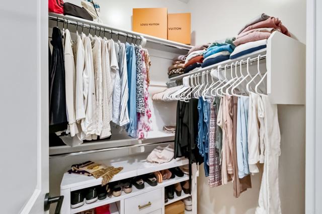 1400 Anacona Place, Encinitas CA: https://media.crmls.org/mediaz/abcbc602-0ff3-4e82-929e-441b614e9ef7.jpg