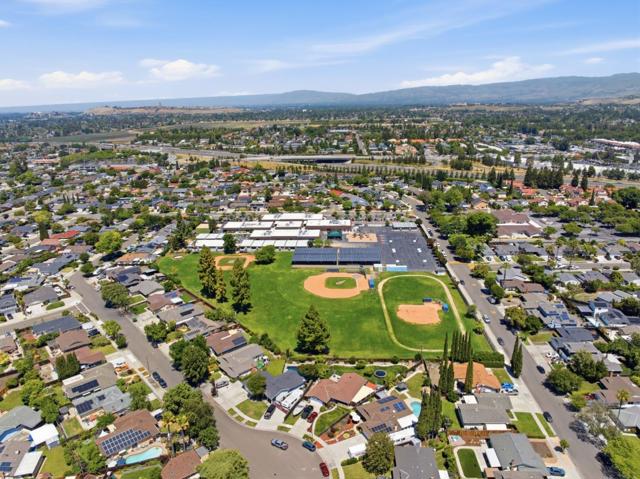 5797 Arapaho Drive, San Jose CA: https://media.crmls.org/mediaz/abcbcf1c-1a6f-4e89-b6fb-46eb93467ee9.jpg