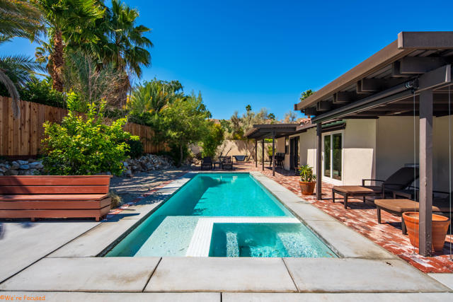 42602 Rancho Mirage Lane, Rancho Mirage CA: https://media.crmls.org/mediaz/abccb76a-b91f-471f-99c0-24515d2f20b2.jpg