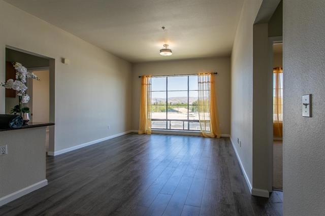 1060 3rd Street, San Jose CA: https://media.crmls.org/mediaz/abccf8e2-fe89-43c6-b68c-510a04b9b910.jpg