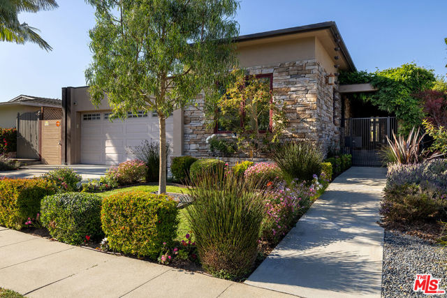 6363 Nancy Street, Los Angeles CA: https://media.crmls.org/mediaz/abcd2614-de1c-40fe-804a-a45c11625005.jpg