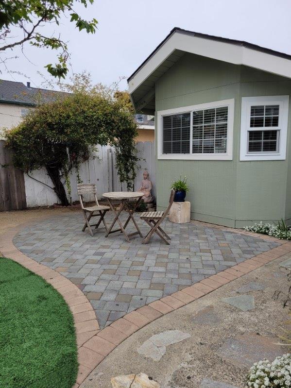 1713 Goodwin Street, Seaside CA: https://media.crmls.org/mediaz/abcd3bc8-99a9-4c08-b7b8-f19b6cb5dff6.jpg