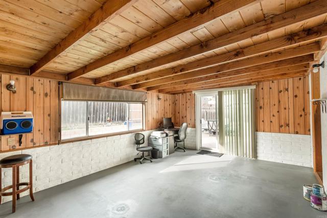 Detail Gallery Image 15 of 25 For 663 Charles Dr, Oceanside,  CA 92057 - 4 Beds | 2 Baths