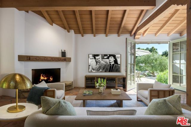 849 Ashley Road, Montecito CA: https://media.crmls.org/mediaz/abce0113-28fa-4d17-a1b6-5db53835ac5f.jpg