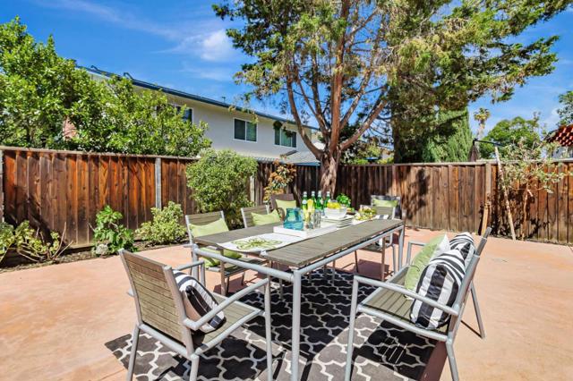621 Harrow Way, Sunnyvale CA: https://media.crmls.org/mediaz/abce532a-442a-4f75-8d48-43669b95390d.jpg