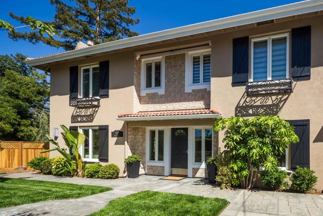 707 Matadero Avenue, Palo Alto CA: https://media.crmls.org/mediaz/abd06c4e-3f8e-46dd-ba25-590d3138a36a.jpg
