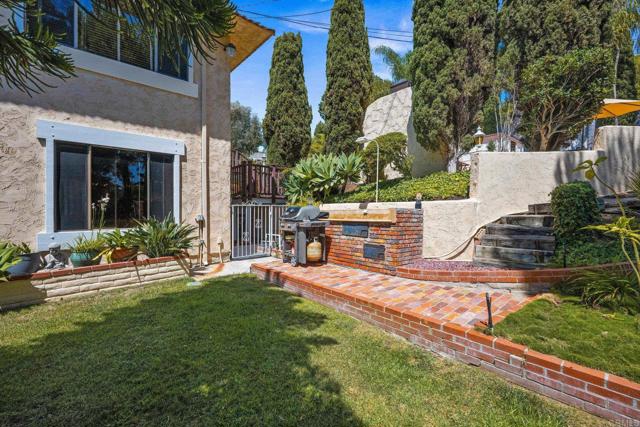 4770 Jellett Street, San Diego CA: https://media.crmls.org/mediaz/abd0cef9-290f-4305-95a3-4b307650dfe5.jpg