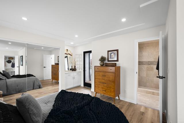 3710 Milan Street, Point Loma CA: https://media.crmls.org/mediaz/abd1795e-e4fa-482c-a37f-6b955747af9a.jpg