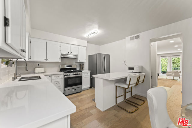 10854 Morrison Street, North Hollywood CA: https://media.crmls.org/mediaz/abd2c852-a8fd-4d01-834a-2a82eddaf658.jpg