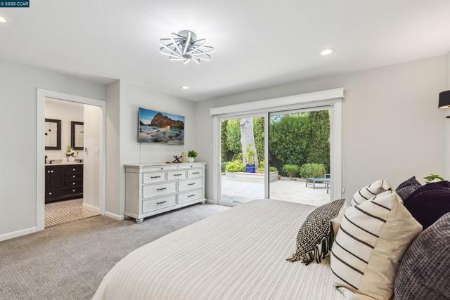 1838 Sunnyvale Ave, Walnut Creek CA: https://media.crmls.org/mediaz/abd31349-9998-46fc-8741-12638f23f472.jpg
