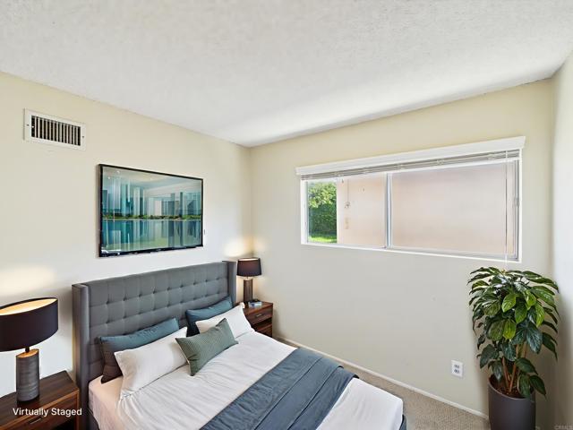 Detail Gallery Image 8 of 44 For 837 Oneonta St, Imperial Beach,  CA 91932 - 4 Beds | 2 Baths
