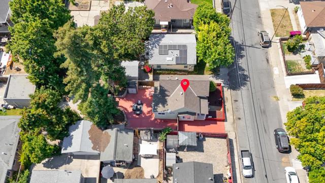 209 N 16th Street, San Jose CA: https://media.crmls.org/mediaz/abd4c3b2-70b5-4afa-b367-3250dd6aa3e0.jpg