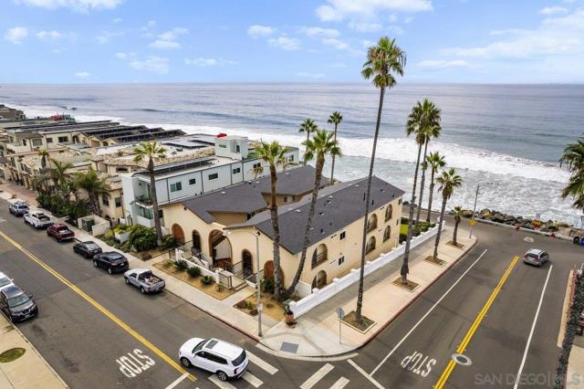 803 S Pacific St, Oceanside CA: https://media.crmls.org/mediaz/abd5aec7-5dda-4472-a94e-dccd5027b25c.jpg