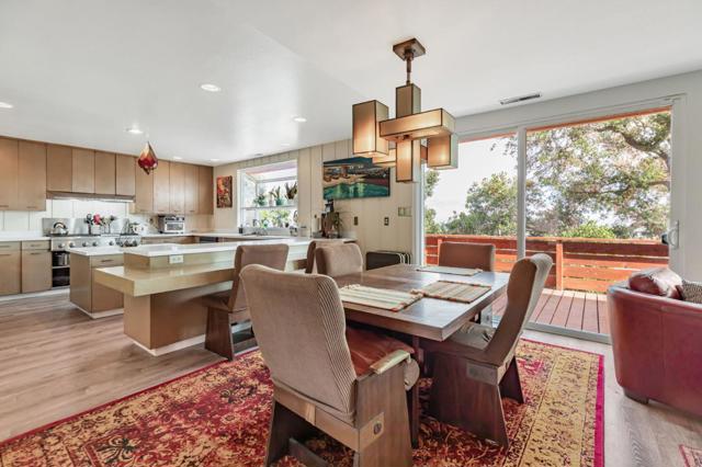 216 Enterprise Road, Hollister CA: https://media.crmls.org/mediaz/abd622df-2692-4929-a171-cdb9279754d7.jpg