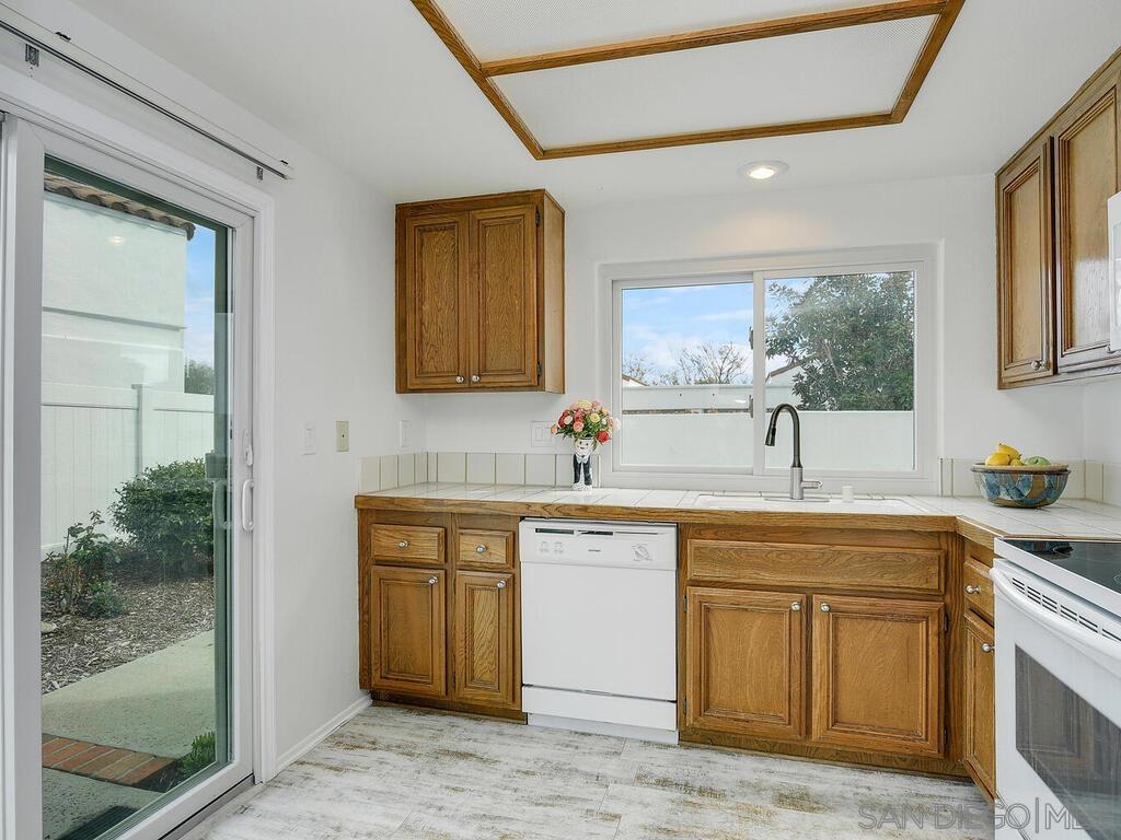 MLS #250031224SD image #8