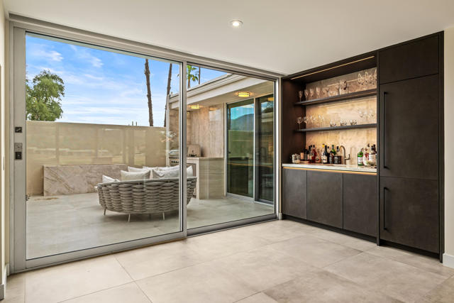 133 Desert Lakes Drive, Palm Springs, CA 92264