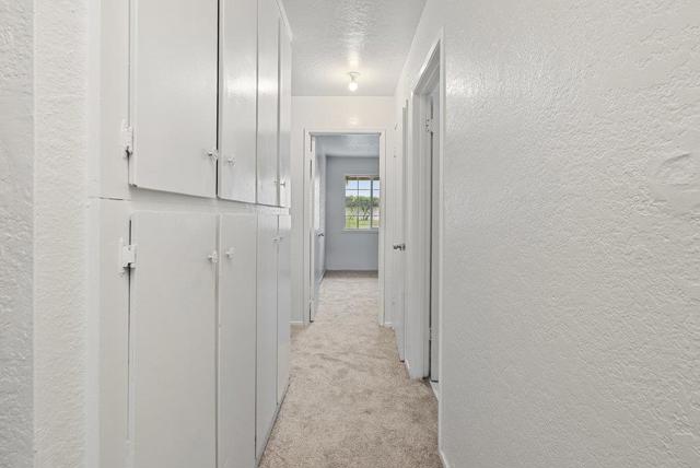 918 Acosta Plaza, Salinas CA: https://media.crmls.org/mediaz/abd6ad21-e7f9-48f7-ac63-963f855eec8d.jpg