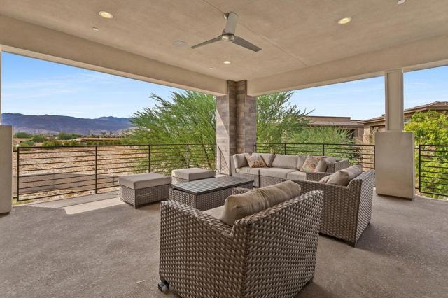 1204 Retreat Circle, Palm Desert, CA 92260
