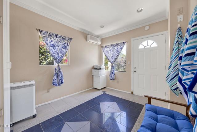 Detail Gallery Image 38 of 50 For 9816 Calvin Avenue, Northridge,  CA 91324 - 6 Beds | 4/2 Baths