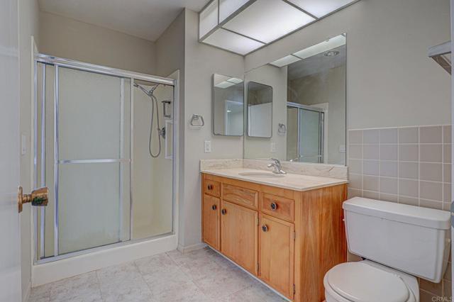 1161 W Westmont Ave, Hemet CA: https://media.crmls.org/mediaz/abd978d7-0190-4e44-83ed-31180ada58a7.jpg