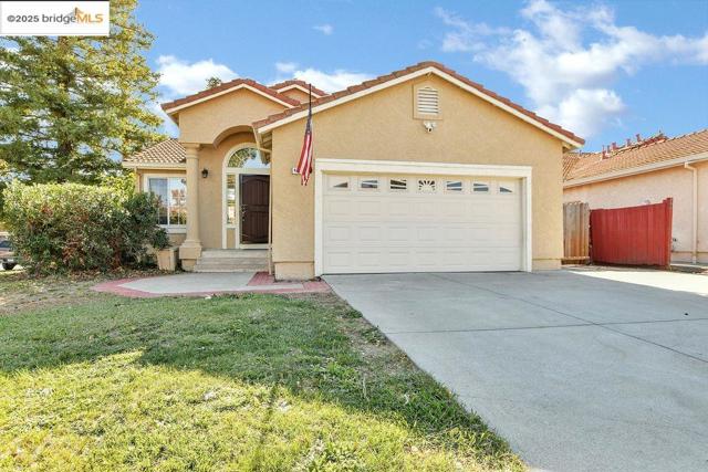 4866 Vinewood Way, Antioch CA: https://media.crmls.org/mediaz/abda571d-14f4-46c8-bdf4-8bd706c3bc10.jpg