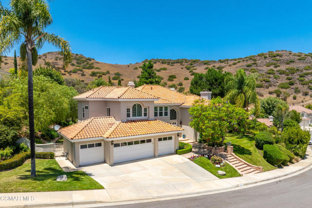 2445 Ranchgrove Drive, Westlake Village CA: https://media.crmls.org/mediaz/abda6549-f772-4d71-85d3-f2a2f69c53c0.jpg