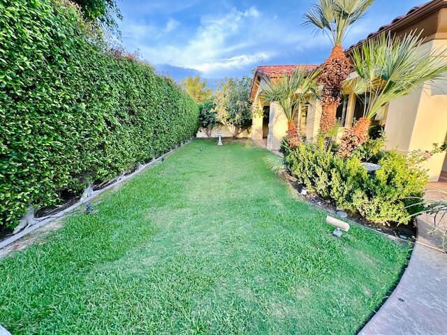 16 Villaggio Place, Rancho Mirage CA: https://media.crmls.org/mediaz/abdbdeb9-6fef-4444-8754-5e5c6700d74c.jpg