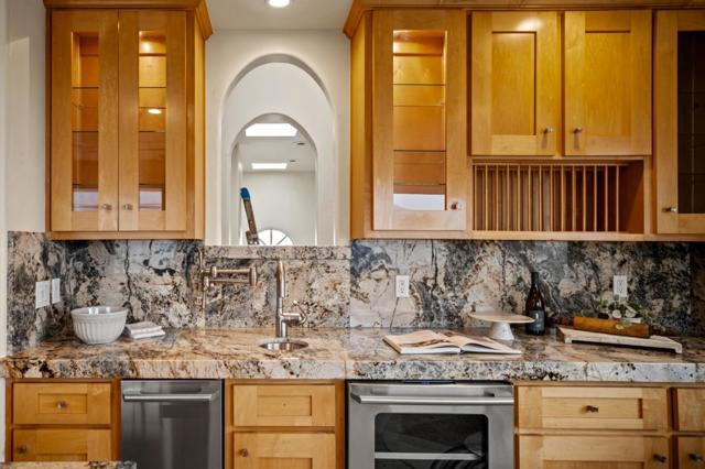 320 El Caminito Road, Carmel Valley CA: https://media.crmls.org/mediaz/abdca3ba-7b86-486a-9f55-49d74718c437.jpg