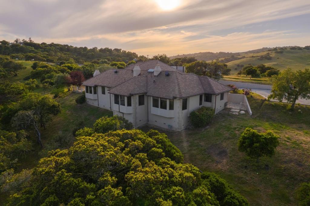 54 Corral De Tierra Road
