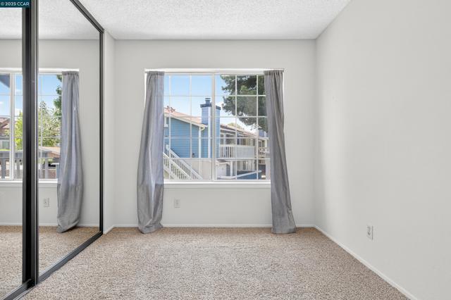 15 Glenwood, Hercules CA: https://media.crmls.org/mediaz/abdeb2cf-90b3-4202-b77e-56606c1f2b39.jpg