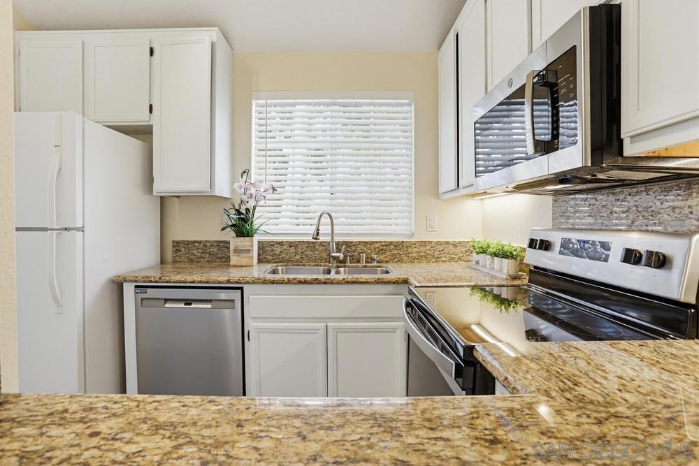 7385 Calle Cristobal - photo 12