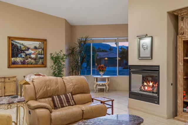 44476 Hazel Canyon Lane, Palm Desert CA: https://media.crmls.org/mediaz/abdfdcd2-ad34-4f84-8a98-7fdfee0e5381.jpg