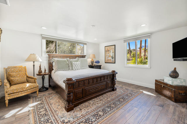 3330 Andreas Hills Drive, Palm Springs CA: https://media.crmls.org/mediaz/abe0168c-2783-438f-b041-8c26e6fba61d.jpg