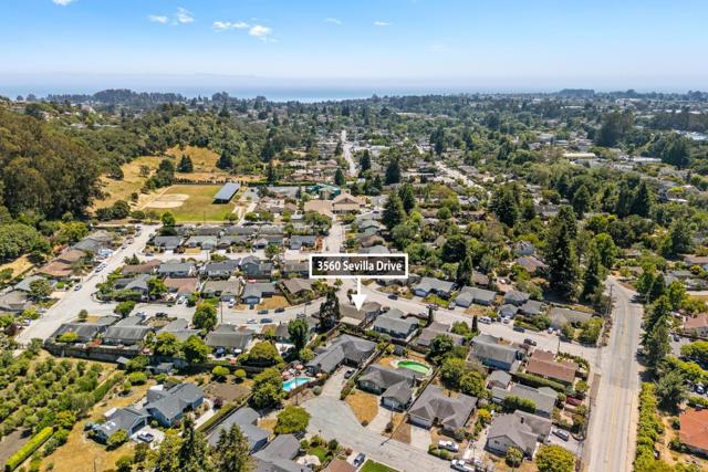 3560 Sevilla Drive, Soquel CA: https://media.crmls.org/mediaz/abe2615e-6737-4e83-9510-75f1af75ade0.jpg