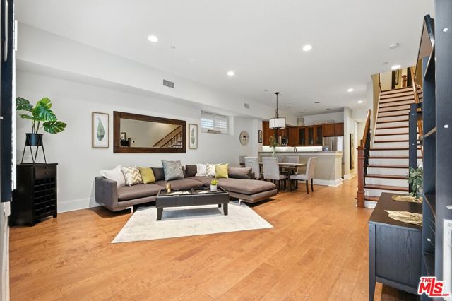 2020 Holly Drive, Los Angeles CA: https://media.crmls.org/mediaz/abe2b56c-85f7-4d81-ad7e-8ff4765b809f.jpg