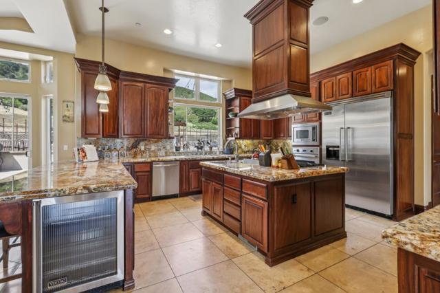2995 Day Road, Gilroy CA: https://media.crmls.org/mediaz/abe2c7f5-9bdb-4a3a-bce1-573c3c959b9e.jpg