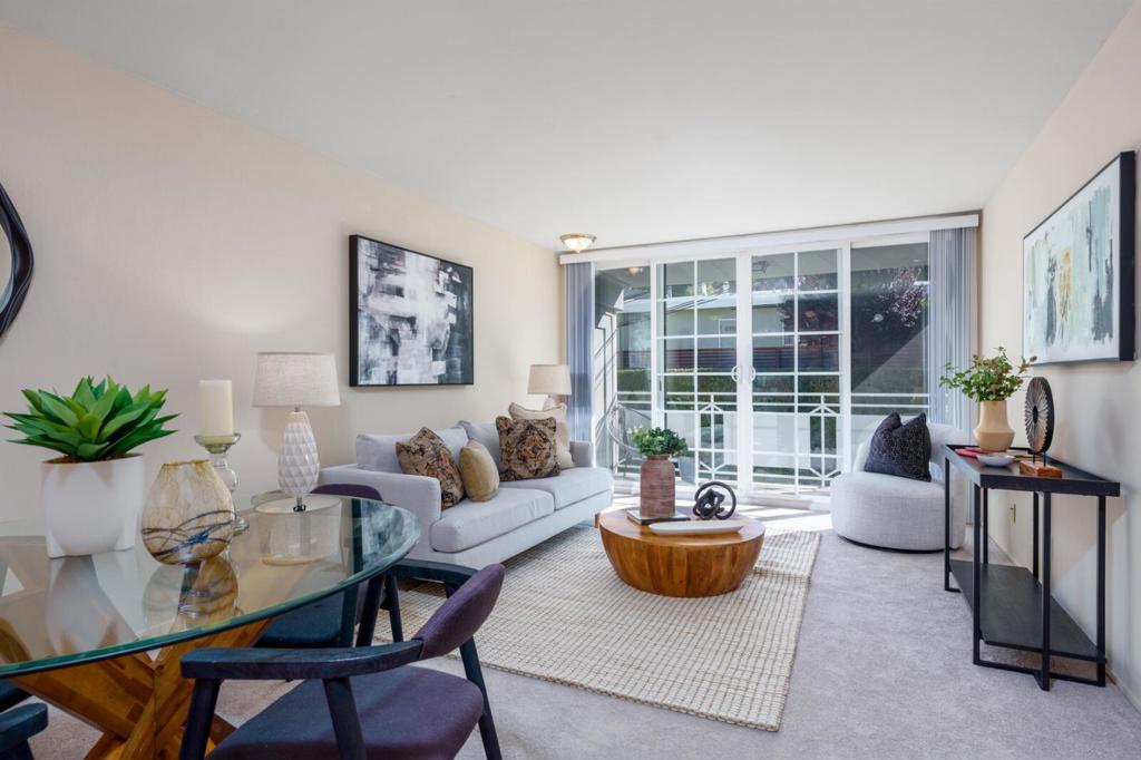 222 Laurel Street #211