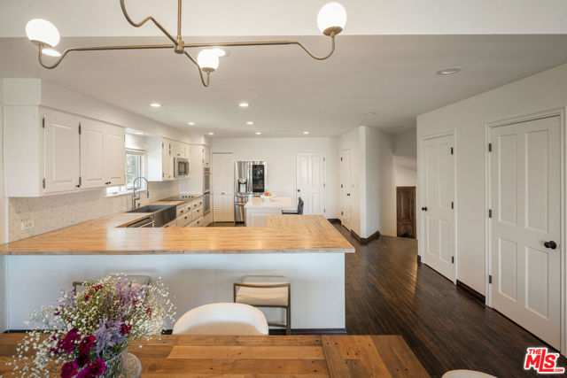 Open Kitchen