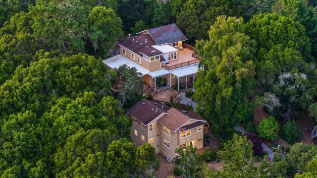 825 Skyward Drive, Aptos CA: https://media.crmls.org/mediaz/abe5d1a0-b2af-4ccd-84cc-a62a50e80710.jpg