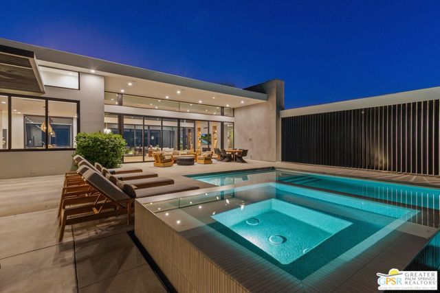 8 Desert Lark Circle, Rancho Mirage, CA 92270